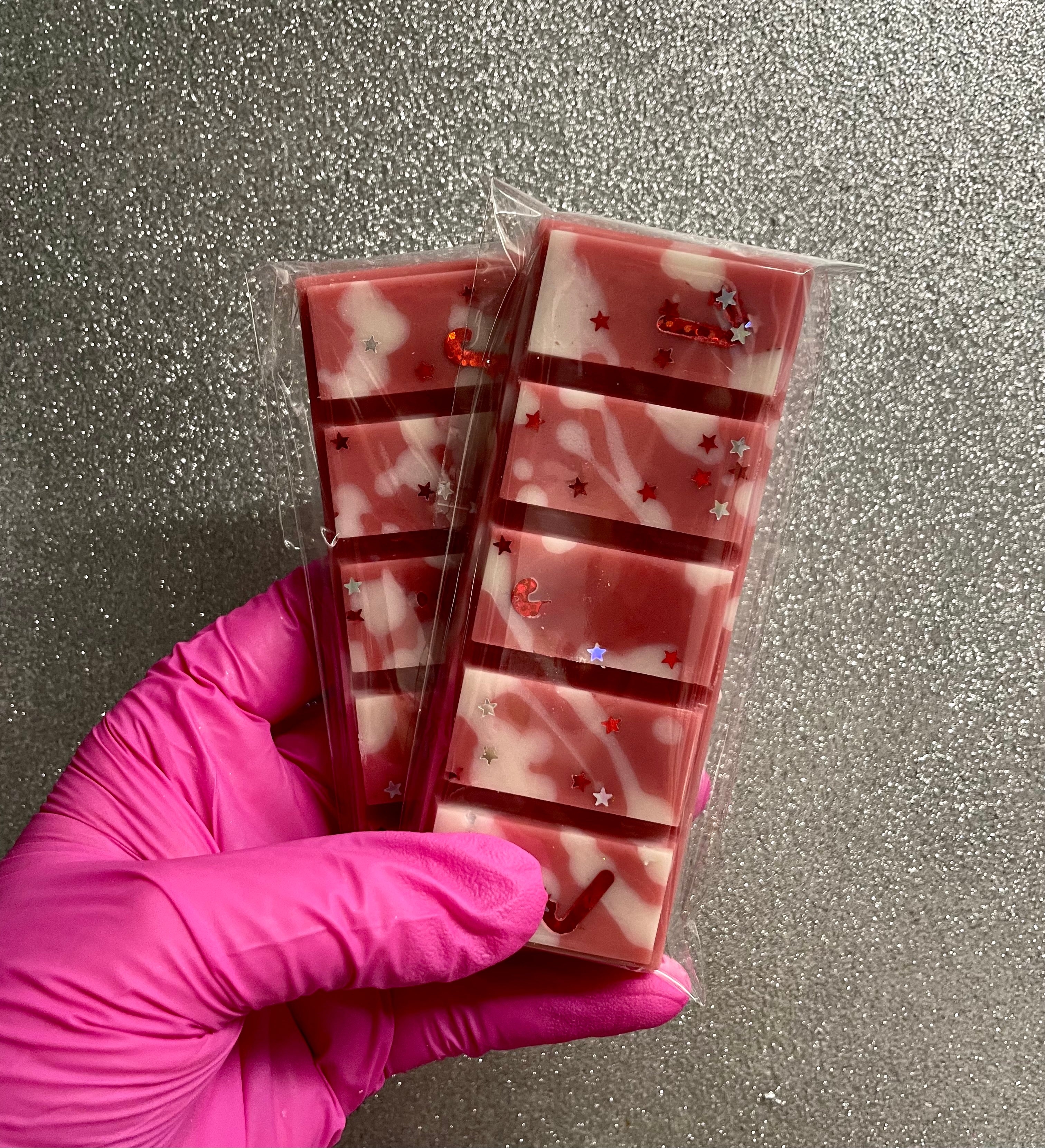 Frosted Cranberry Twist