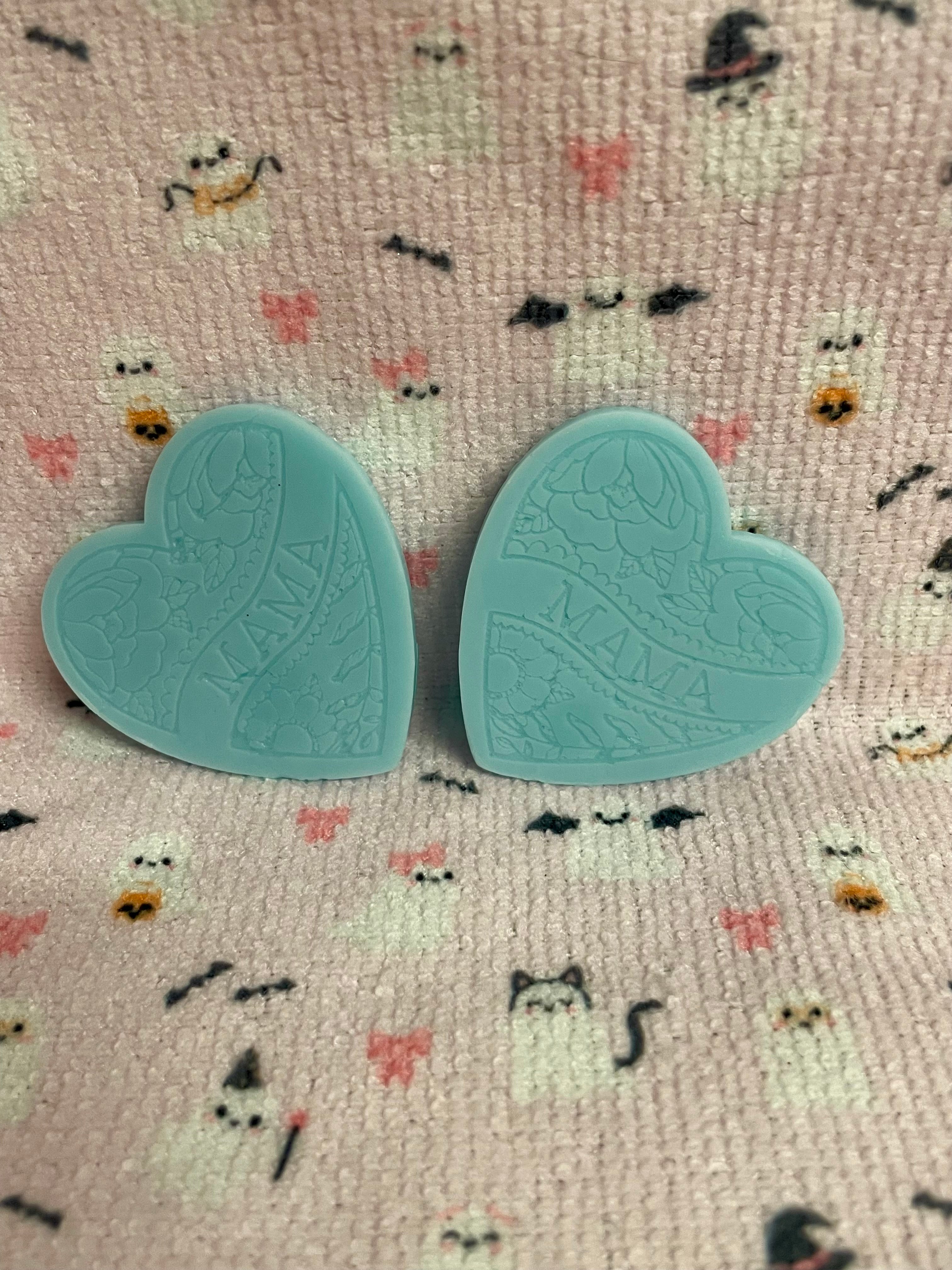 Mama Hearts ♥️ (Set of 2) Glow Through It Rituals